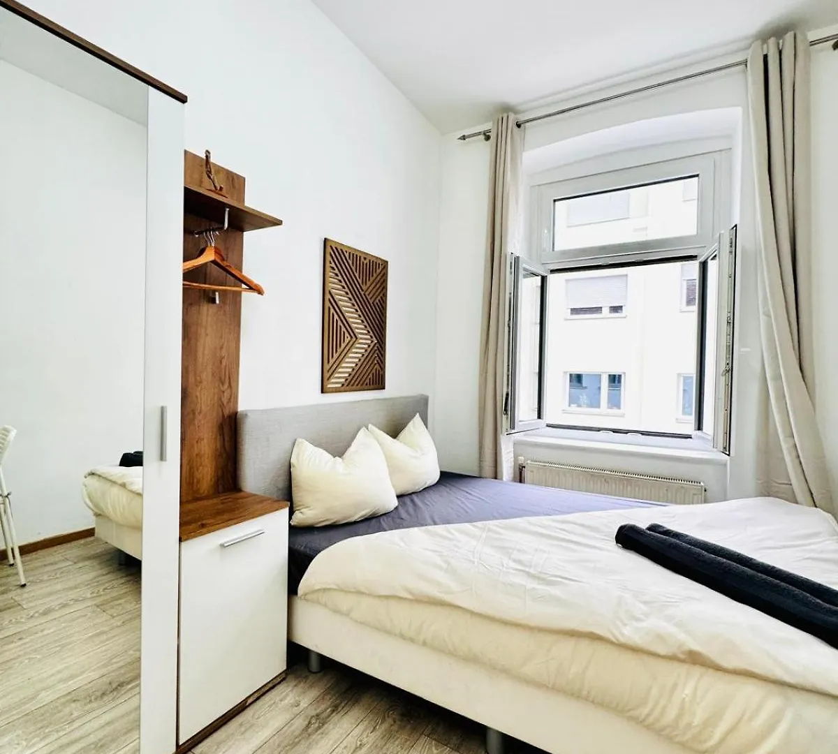 Apartment Stylish 4Br Shared Apt -10 Min Transport To Stadthalle Vienna