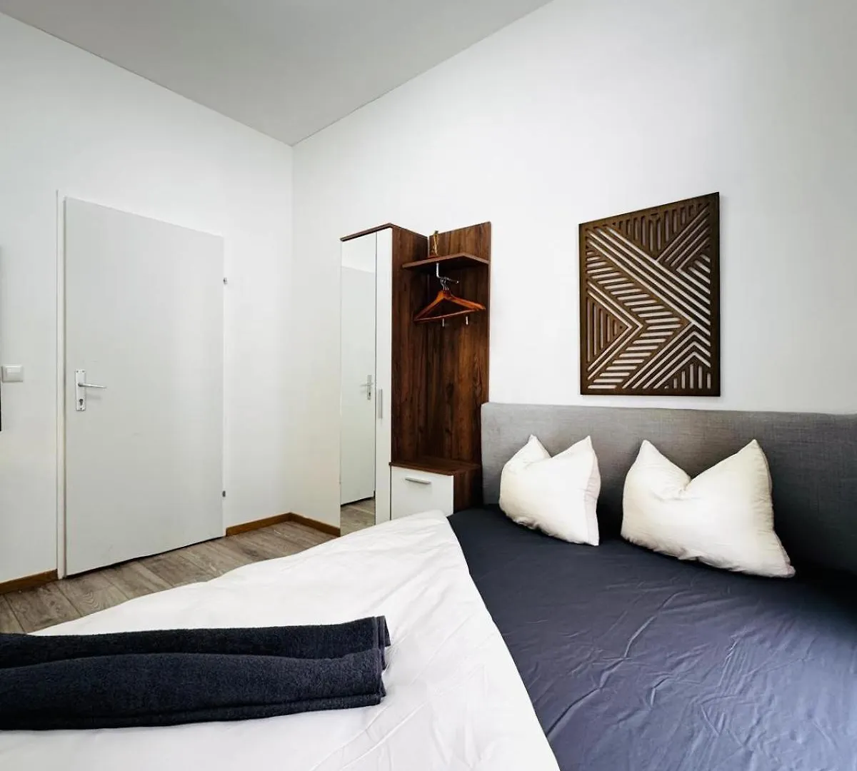 Stylish 4Br Shared Apt -10 Min Transport To Stadthalle Vienna Austria
