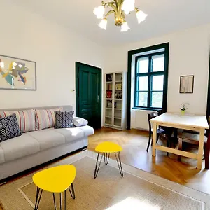  Apartament Quiet & Green, With Terrace