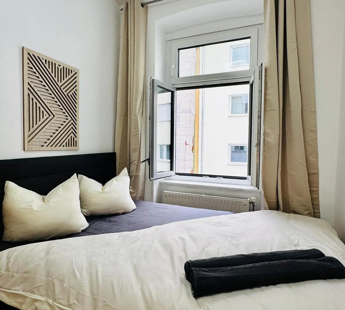 Stylish 4Br Shared Apt -10 Min Transport To Stadthalle Vienna