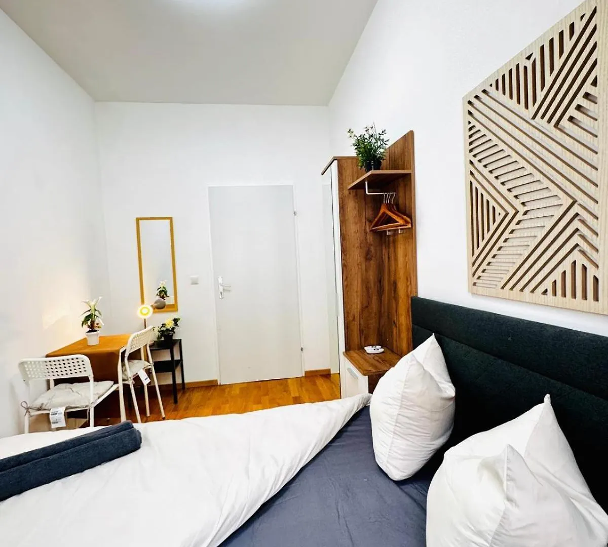 Stylish 4Br Shared Apt -10 Min Transport To Stadthalle Vienna